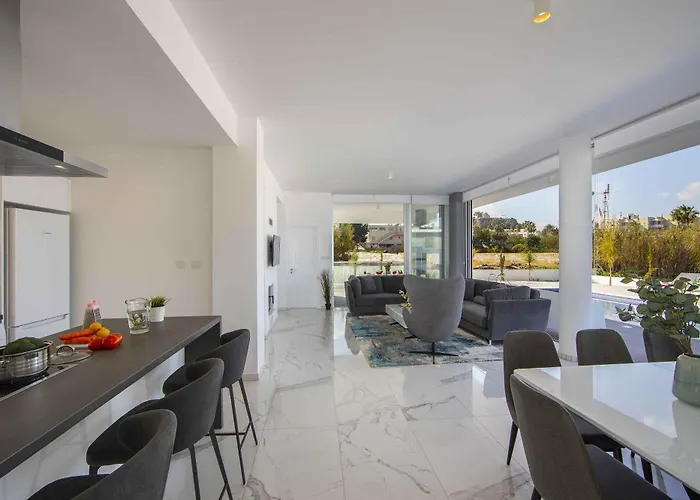 Villa Brand New Luxurious With Pool Protaras