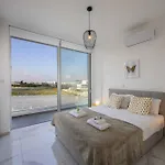 Brand New Luxurious With Pool Βίλα Πρωταράς