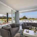 Brand New Luxurious With Pool Βίλα