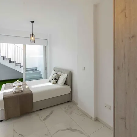 Brand New Luxurious With Pool Вилла Протарас