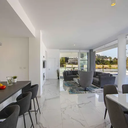 Villa Brand New Luxurious With Pool Protaras